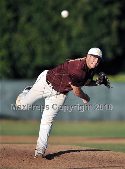 Thumbnail 3 in Salpointe Catholic vs. Esperanza (Diamond Sports National Classic) photogallery.