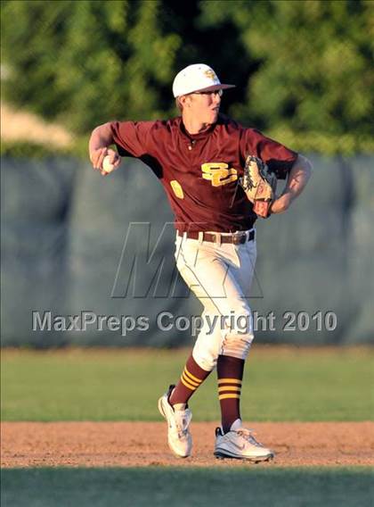 Thumbnail 1 in Salpointe Catholic vs. Esperanza (Diamond Sports National Classic) photogallery.