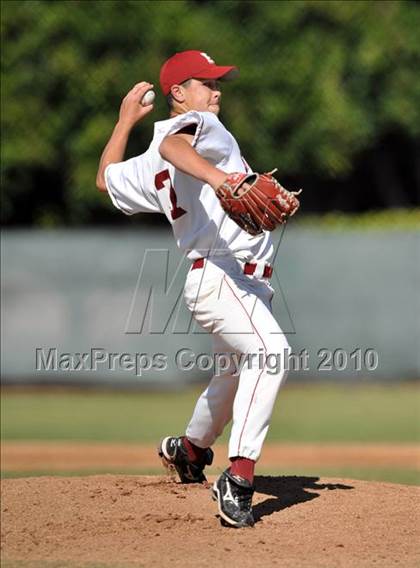 Thumbnail 3 in Salpointe Catholic vs. Esperanza (Diamond Sports National Classic) photogallery.