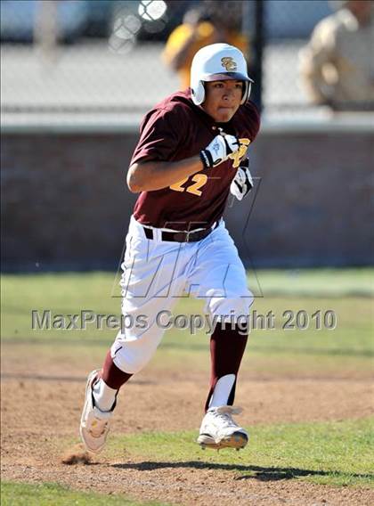 Thumbnail 2 in Salpointe Catholic vs. Esperanza (Diamond Sports National Classic) photogallery.