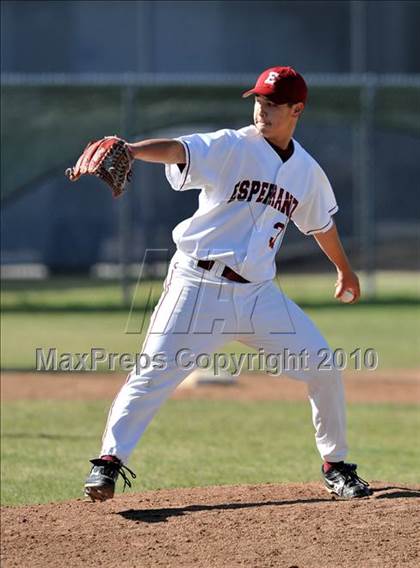 Thumbnail 3 in Salpointe Catholic vs. Esperanza (Diamond Sports National Classic) photogallery.