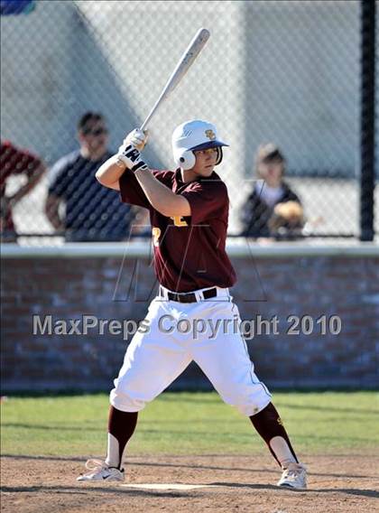 Thumbnail 2 in Salpointe Catholic vs. Esperanza (Diamond Sports National Classic) photogallery.