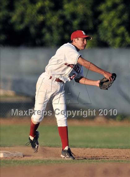 Thumbnail 3 in Salpointe Catholic vs. Esperanza (Diamond Sports National Classic) photogallery.