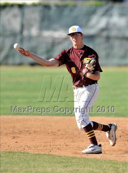 Thumbnail 1 in Salpointe Catholic vs. Esperanza (Diamond Sports National Classic) photogallery.