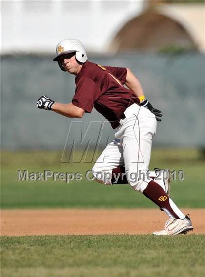 Thumbnail 2 in Salpointe Catholic vs. Esperanza (Diamond Sports National Classic) photogallery.