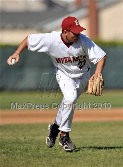 Thumbnail 2 in Salpointe Catholic vs. Esperanza (Diamond Sports National Classic) photogallery.