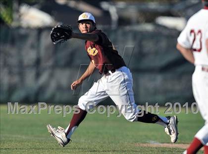 Thumbnail 1 in Salpointe Catholic vs. Esperanza (Diamond Sports National Classic) photogallery.