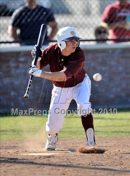 Thumbnail 1 in Salpointe Catholic vs. Esperanza (Diamond Sports National Classic) photogallery.