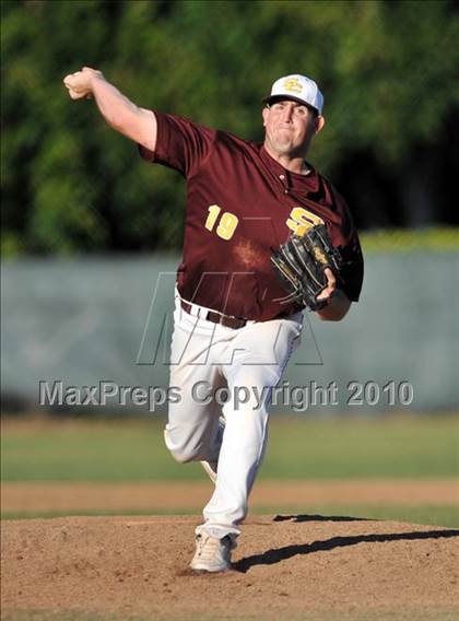 Thumbnail 2 in Salpointe Catholic vs. Esperanza (Diamond Sports National Classic) photogallery.