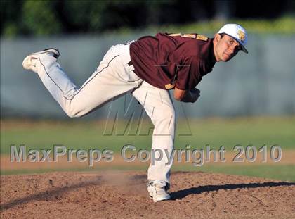Thumbnail 3 in Salpointe Catholic vs. Esperanza (Diamond Sports National Classic) photogallery.