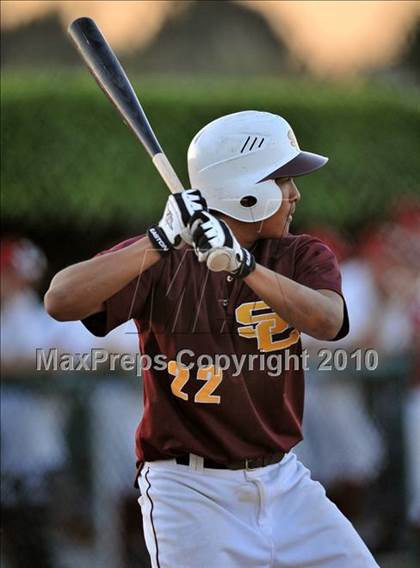 Thumbnail 2 in Salpointe Catholic vs. Esperanza (Diamond Sports National Classic) photogallery.