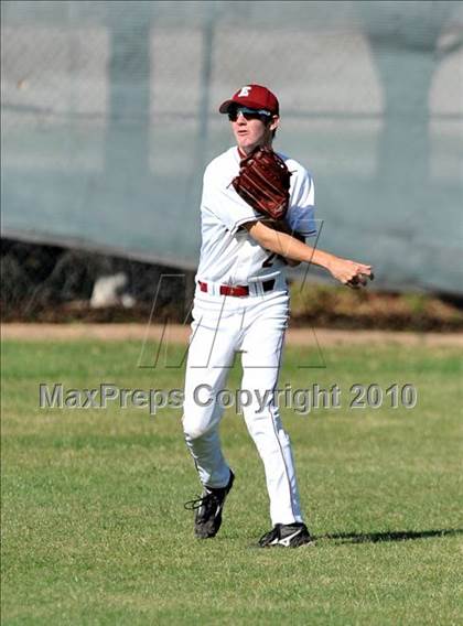 Thumbnail 3 in Salpointe Catholic vs. Esperanza (Diamond Sports National Classic) photogallery.
