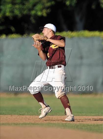 Thumbnail 1 in Salpointe Catholic vs. Esperanza (Diamond Sports National Classic) photogallery.