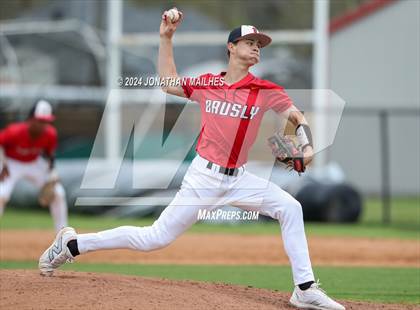 Thumbnail 3 in Beau Chene @ Brusly photogallery.