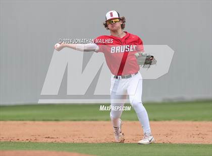 Thumbnail 3 in Beau Chene @ Brusly photogallery.