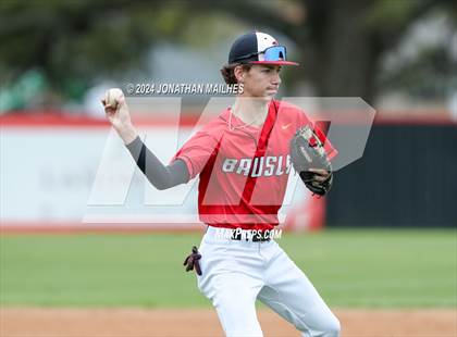 Thumbnail 3 in Beau Chene @ Brusly photogallery.