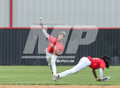 Thumbnail 3 in Beau Chene @ Brusly photogallery.