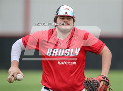 Thumbnail 2 in Beau Chene @ Brusly photogallery.