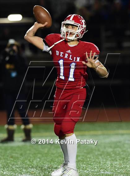 Thumbnail 3 in Brookfield vs. Berlin (CIAC Class M-Large Final) photogallery.