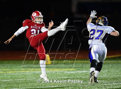 Thumbnail 3 in Brookfield vs. Berlin (CIAC Class M-Large Final) photogallery.