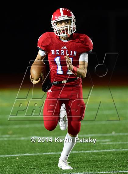 Thumbnail 1 in Brookfield vs. Berlin (CIAC Class M-Large Final) photogallery.