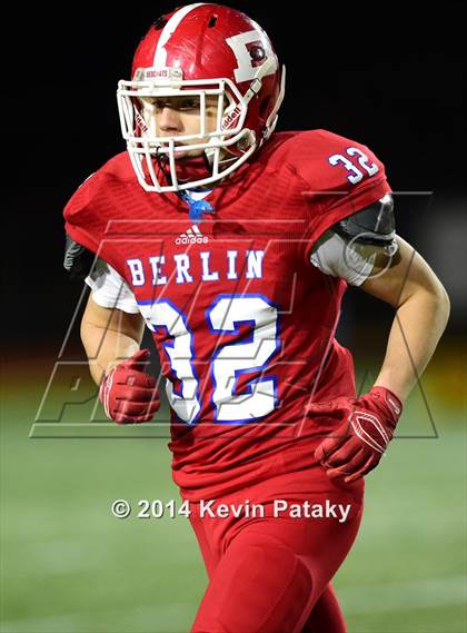 Thumbnail 2 in Brookfield vs. Berlin (CIAC Class M-Large Final) photogallery.