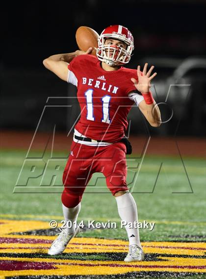 Thumbnail 2 in Brookfield vs. Berlin (CIAC Class M-Large Final) photogallery.