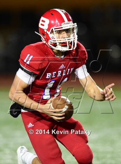 Thumbnail 1 in Brookfield vs. Berlin (CIAC Class M-Large Final) photogallery.