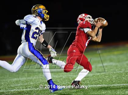 Thumbnail 1 in Brookfield vs. Berlin (CIAC Class M-Large Final) photogallery.