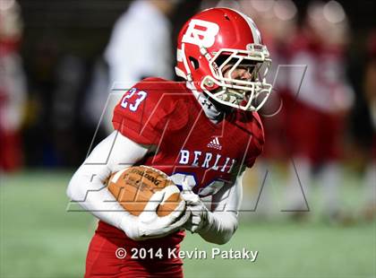 Thumbnail 3 in Brookfield vs. Berlin (CIAC Class M-Large Final) photogallery.