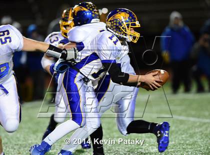Thumbnail 1 in Brookfield vs. Berlin (CIAC Class M-Large Final) photogallery.