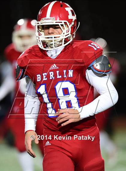 Thumbnail 2 in Brookfield vs. Berlin (CIAC Class M-Large Final) photogallery.