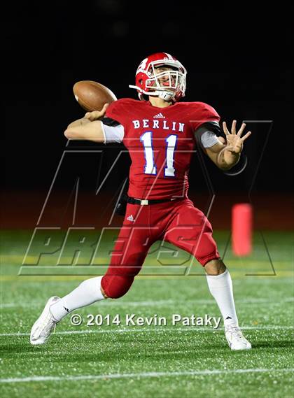 Thumbnail 1 in Brookfield vs. Berlin (CIAC Class M-Large Final) photogallery.