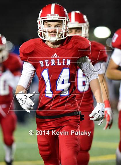 Thumbnail 3 in Brookfield vs. Berlin (CIAC Class M-Large Final) photogallery.