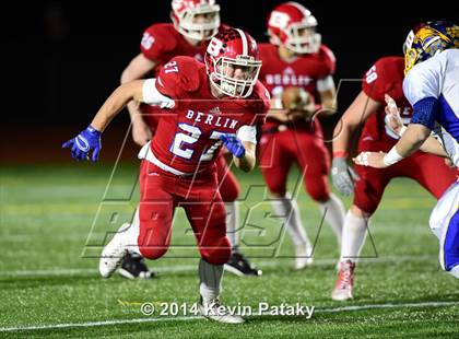 Thumbnail 1 in Brookfield vs. Berlin (CIAC Class M-Large Final) photogallery.