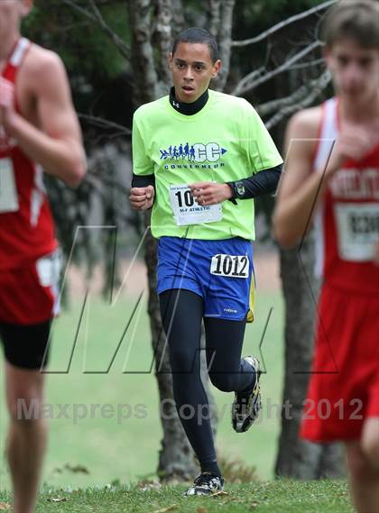 Thumbnail 1 in NYSPHSAA Cross Country Championships (Boys Class C) photogallery.