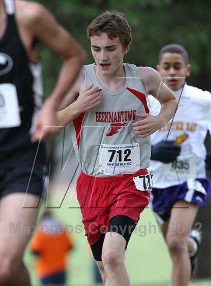 Thumbnail 3 in NYSPHSAA Cross Country Championships (Boys Class C) photogallery.