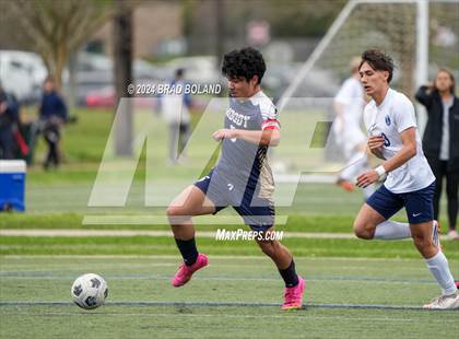 Thumbnail 3 in Moody vs. Bryant photogallery.