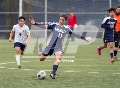 Thumbnail 2 in Moody vs. Bryant photogallery.