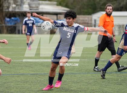 Thumbnail 2 in Moody vs. Bryant photogallery.