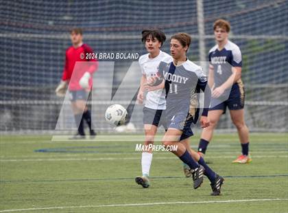 Thumbnail 2 in Moody vs. Bryant photogallery.