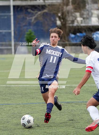 Thumbnail 1 in Moody vs. Bryant photogallery.