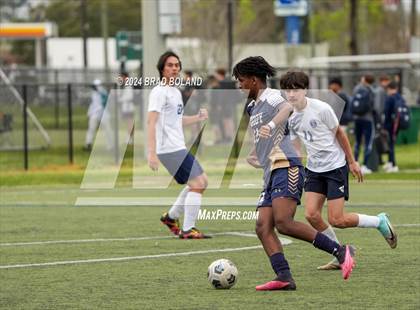Thumbnail 3 in Moody vs. Bryant photogallery.
