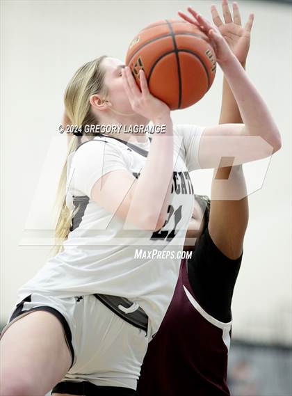 Thumbnail 3 in Mansfield Timberview vs Guyer photogallery.