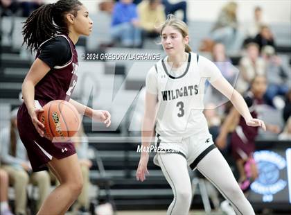 Thumbnail 3 in Mansfield Timberview vs Guyer photogallery.