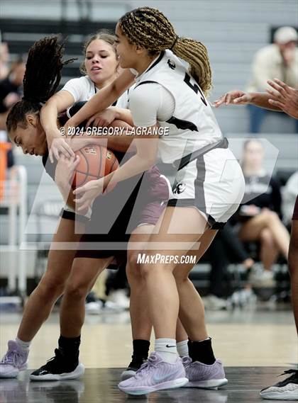 Thumbnail 1 in Mansfield Timberview vs Guyer photogallery.