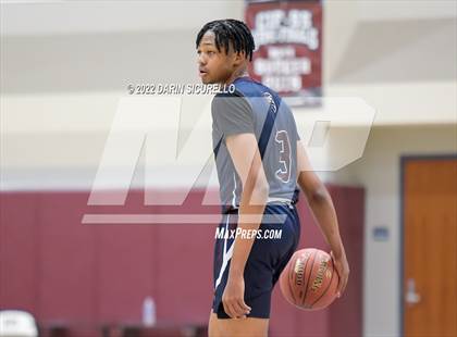 Thumbnail 2 in Sacramento Adventist vs. La Quinta (Rancho Mirage Holiday Invitational) photogallery.