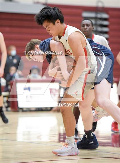 Thumbnail 3 in Sacramento Adventist vs. La Quinta (Rancho Mirage Holiday Invitational) photogallery.
