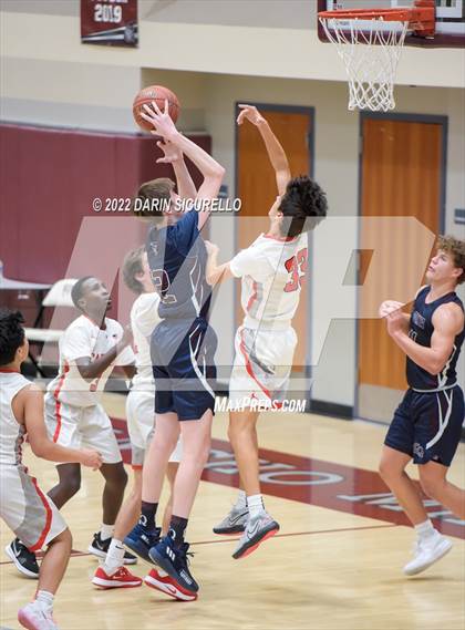 Thumbnail 3 in Sacramento Adventist vs. La Quinta (Rancho Mirage Holiday Invitational) photogallery.