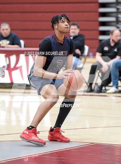 Thumbnail 1 in Sacramento Adventist vs. La Quinta (Rancho Mirage Holiday Invitational) photogallery.